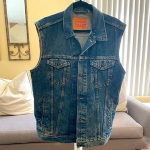 Levi denim vest